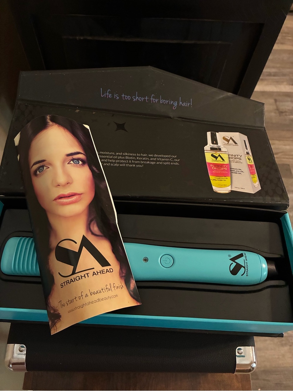 Straight ahead Turquoise Hair Straightener - Women's Styling Tool